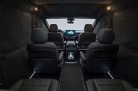VIP бронирование Mercedes — панели в цвет кузова